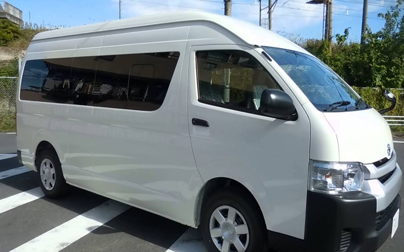 14 Seater Commuter KDH 220 VAN Rental