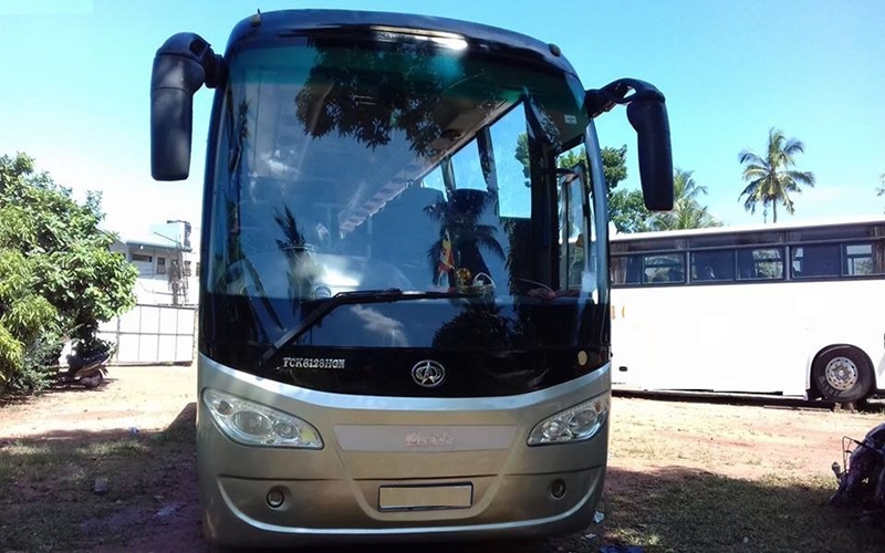 32 Seater Luxury AC Coach/Buses Rental
